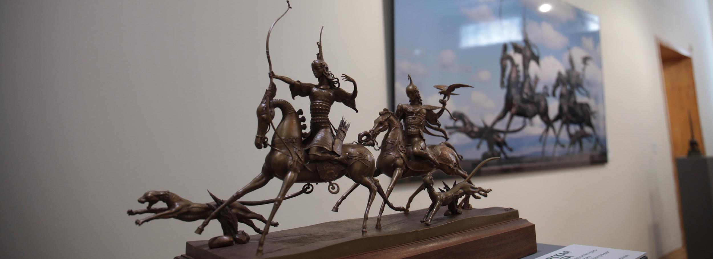 Афиша выходных: большой концерт, бурятский Пикассо и встреча с фантастами