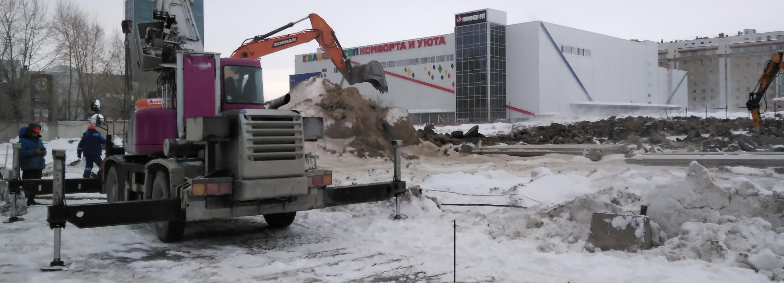 Котлован под апарт-отель начали копать на площади Маркса в Новосибирске