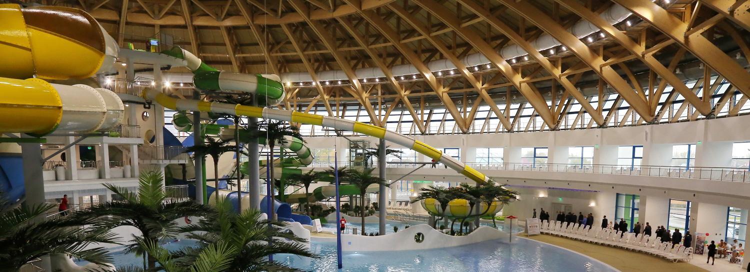 Новосибирский аквапарк начал возвращать деньги за билеты