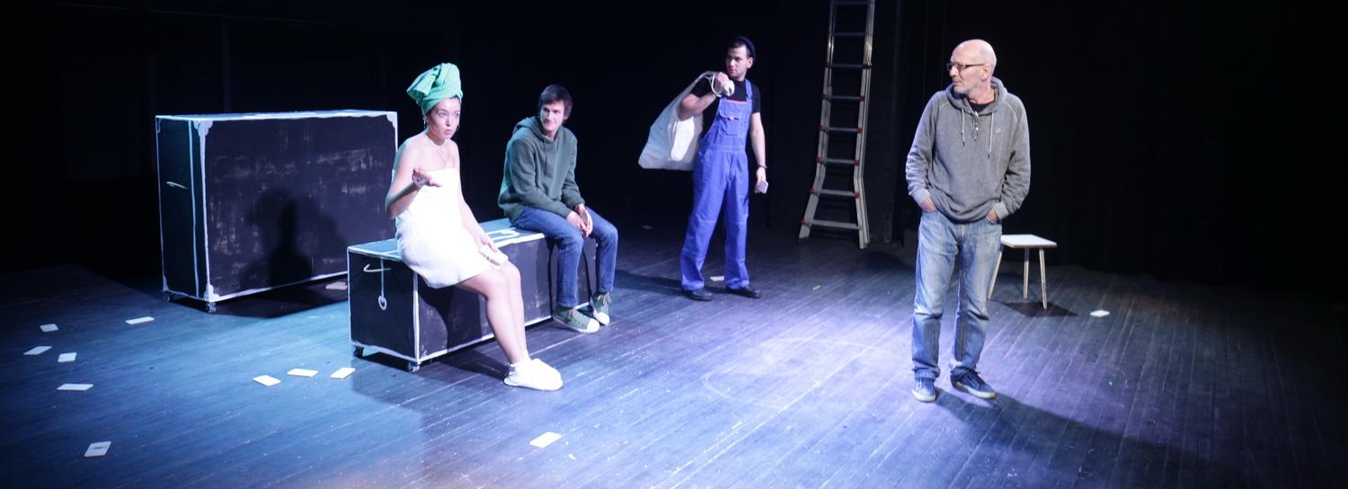 Бесплатные перфодни устраивает у себя мастерская Крикливого и Панькова