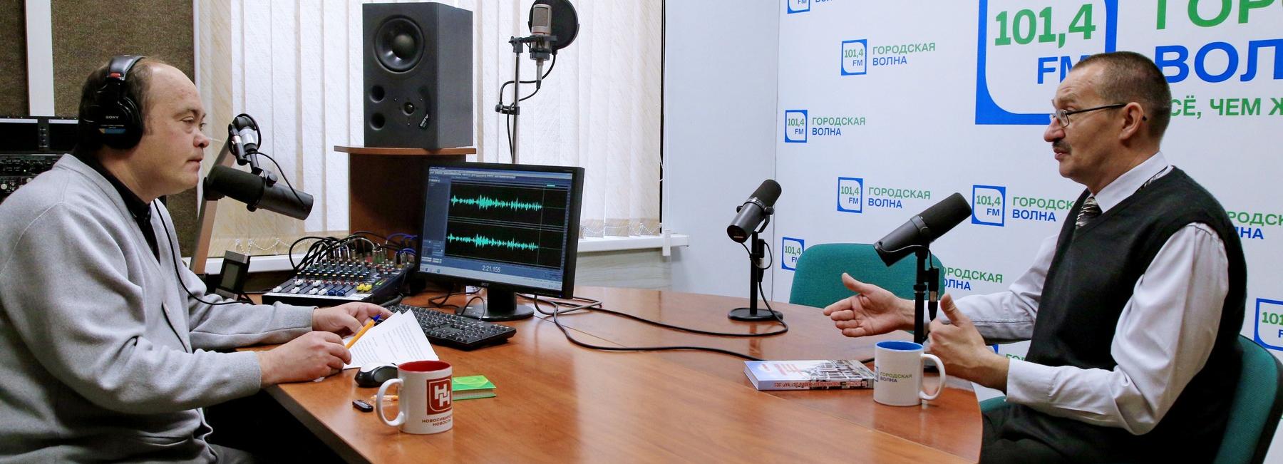 Однажды в Новосибирске: фельдшер, Наполеон, пулемёт и красная ракета