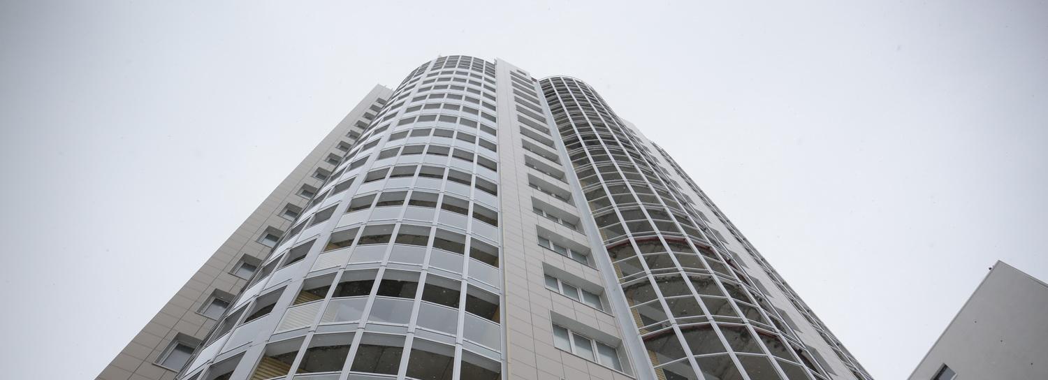 Дольщики долгостроя на Декабристов получат ключи в январе