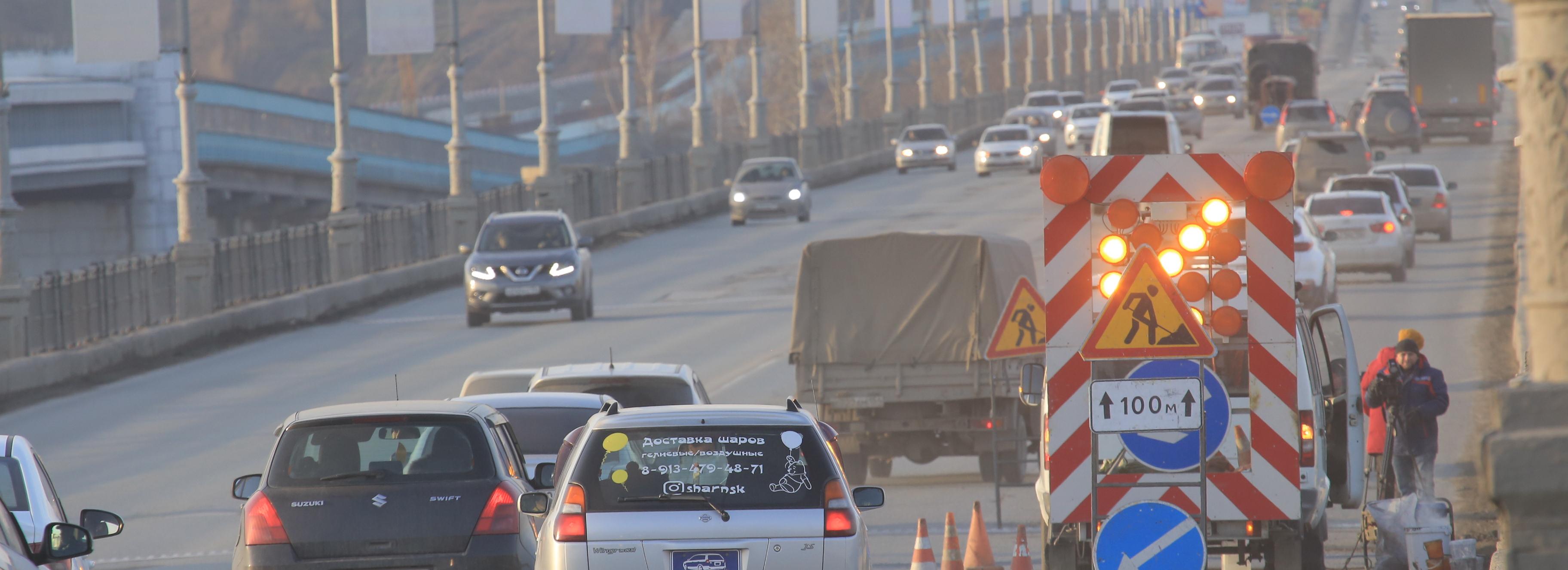 Ремонт выезда на Октябрьский мост Новосибирска начнут в 2022 году