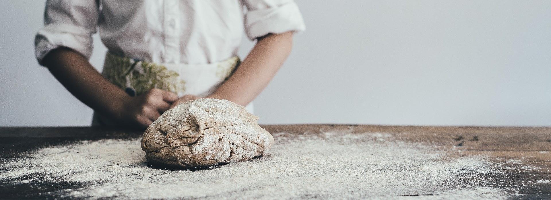 Работа в Новосибирске: тайный пассажир и повар для игумена