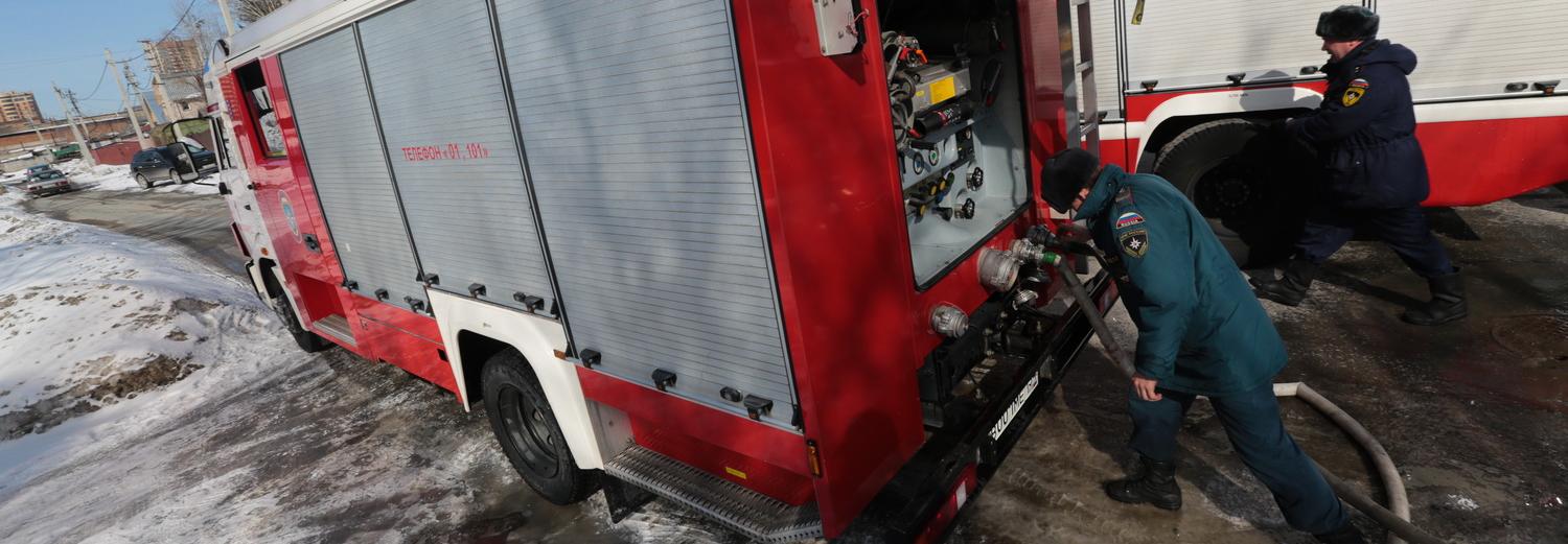 В пожаре на улице Выборной погибли пенсионерка и школьник