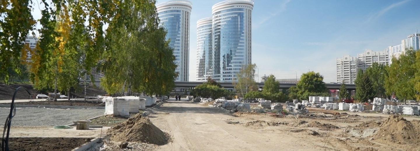 В будущем сквере Бугакова появились тротуары, скамейки и зелёные зоны