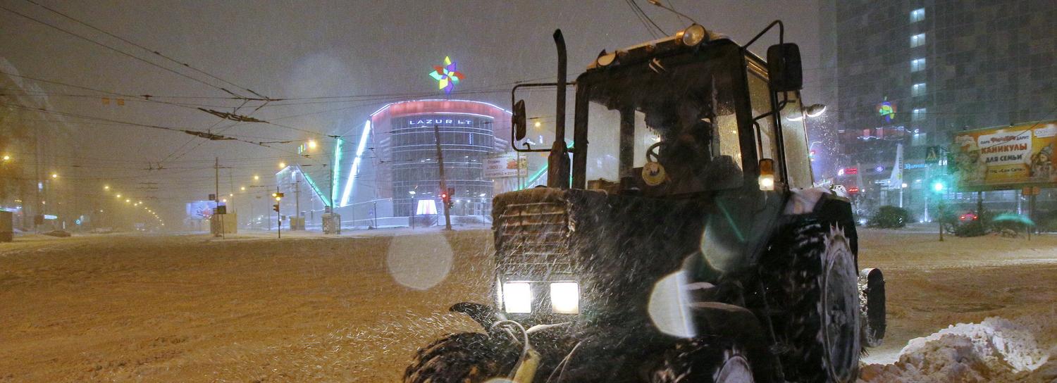 Где будут убирать снег в Новосибирске 26 февраля — список улиц