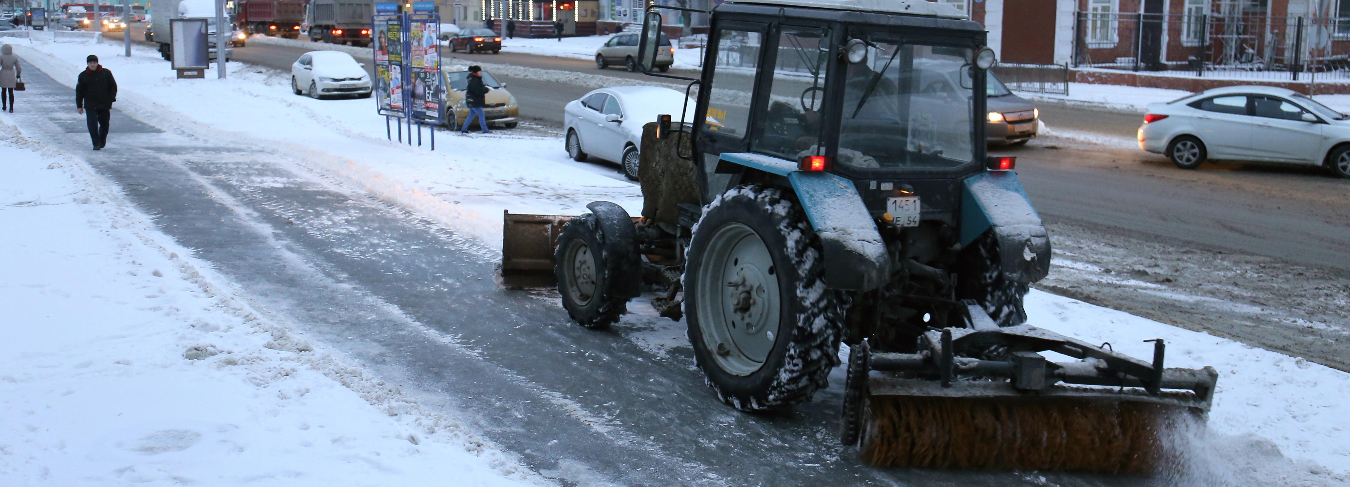 Уберите автомобили: с каких улиц вывозят снег 26 февраля в Новосибирске