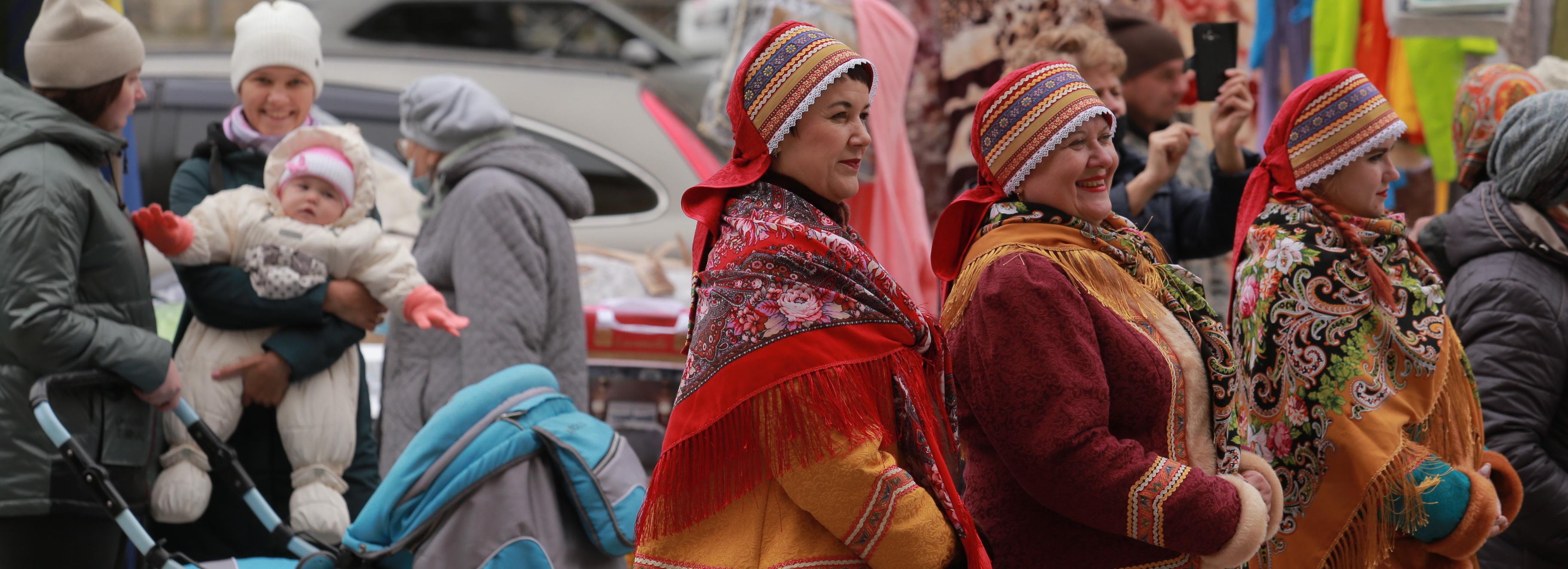 Десятилетие дружбы районов отметят ярмаркой и концертом у ДК Горького