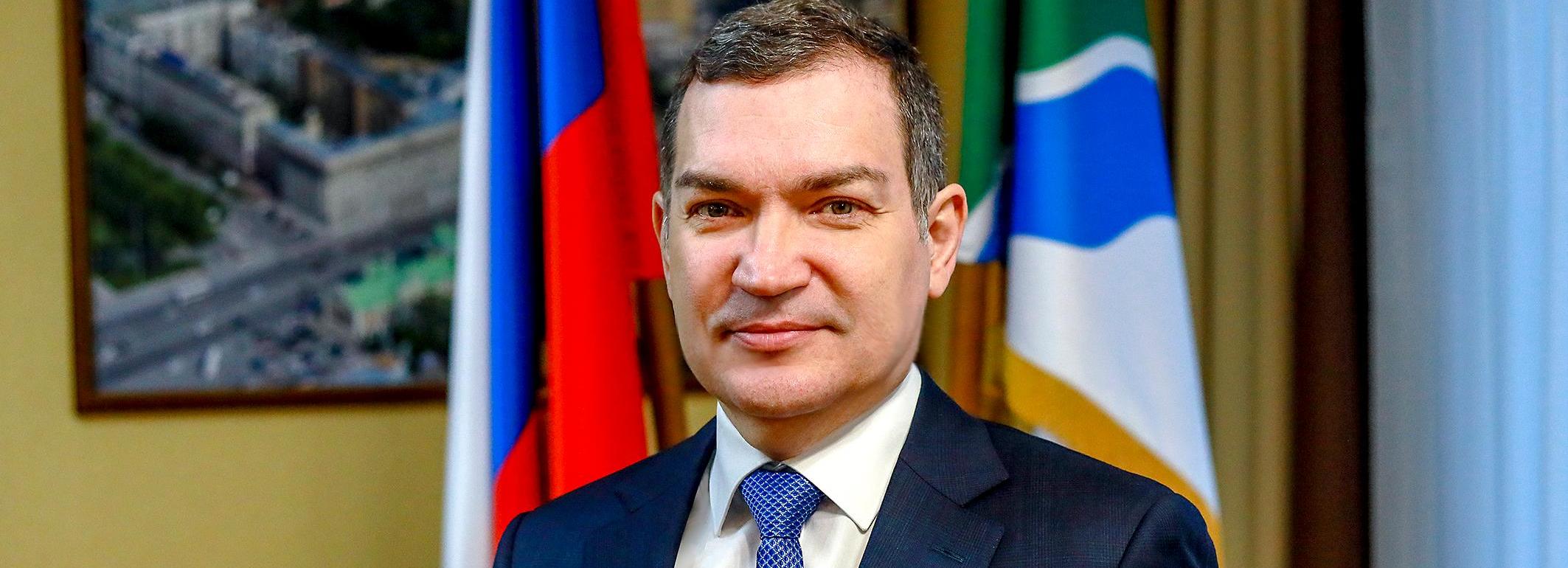 Мэр Максим Кудрявцев поздравляет новосибирцев с Днём города