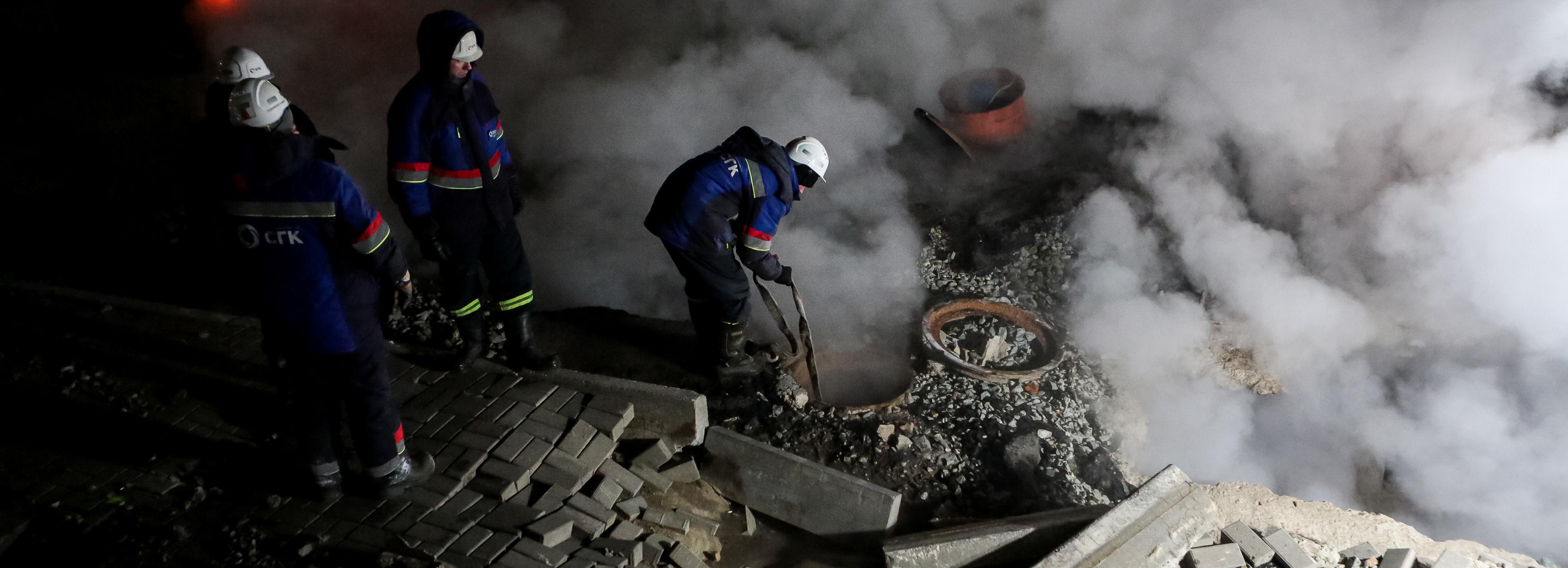 Теплосеть на Связистов отремонтировали к утру понедельника