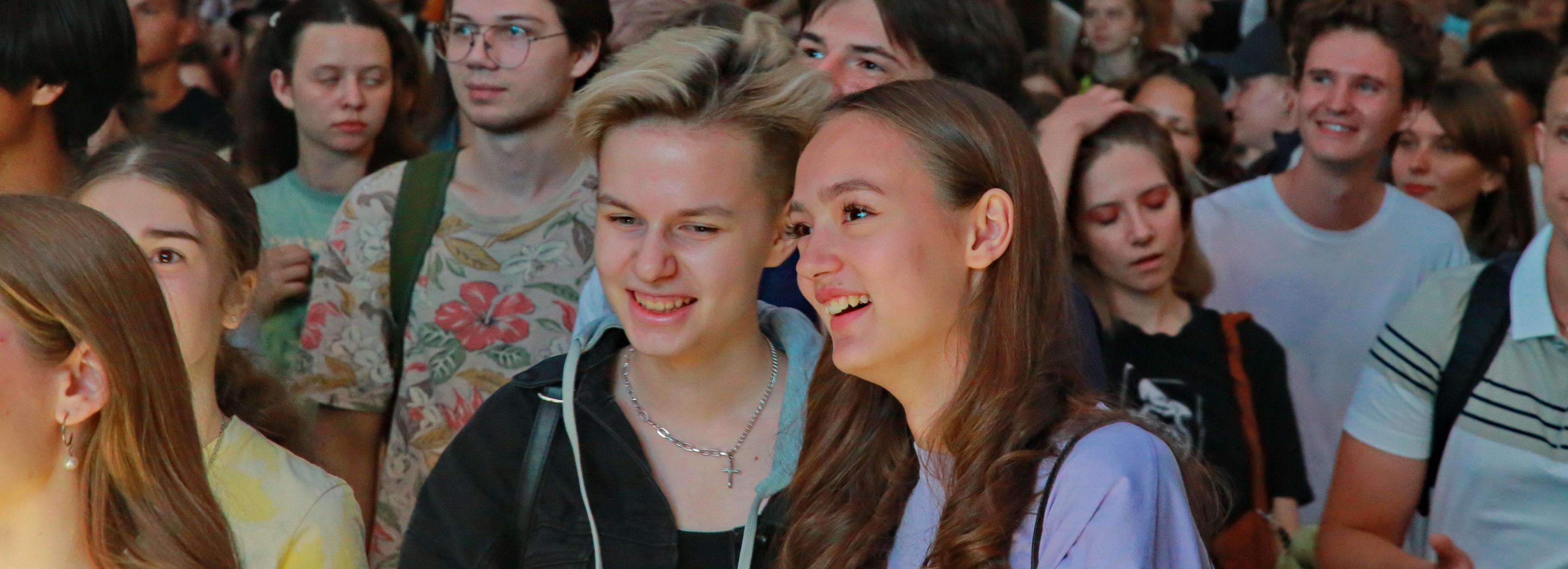 Как 1 сентября прошёл научный пикник НГУ — ищем себя на фото