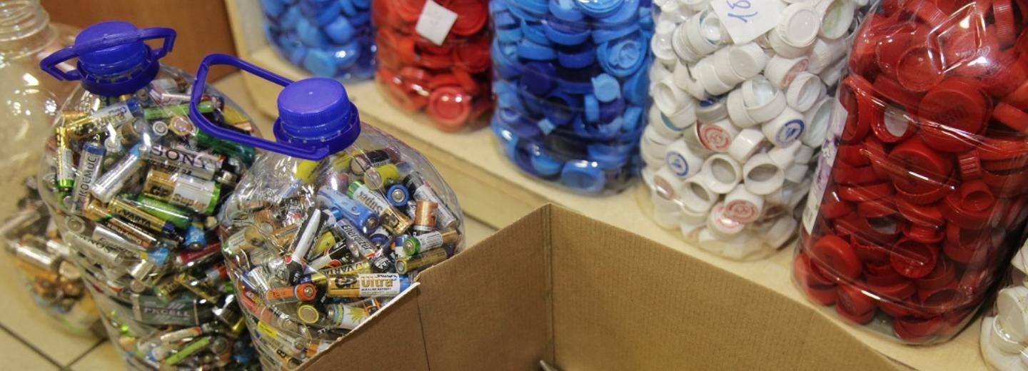 Около 400 кг вторсырья обменяли на мороженое в Центральном парке