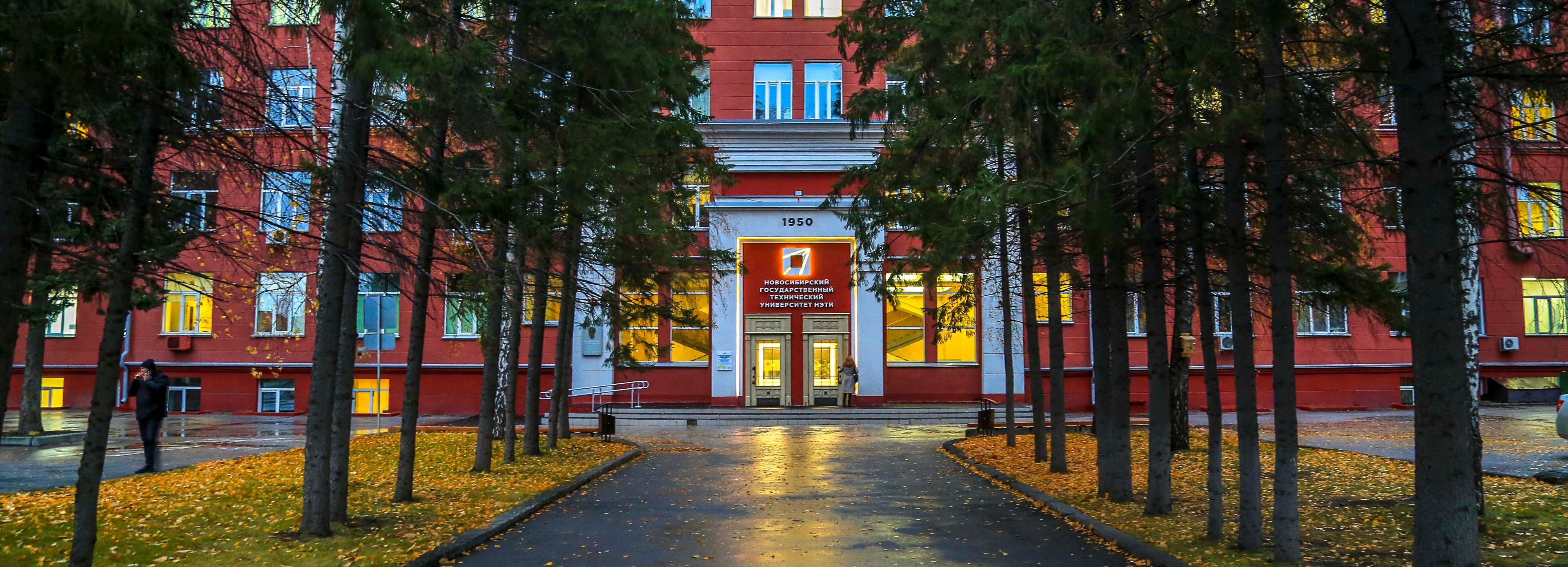 Выпускники-айтишники трёх вузов Новосибирска имеют самые высокие зарплаты