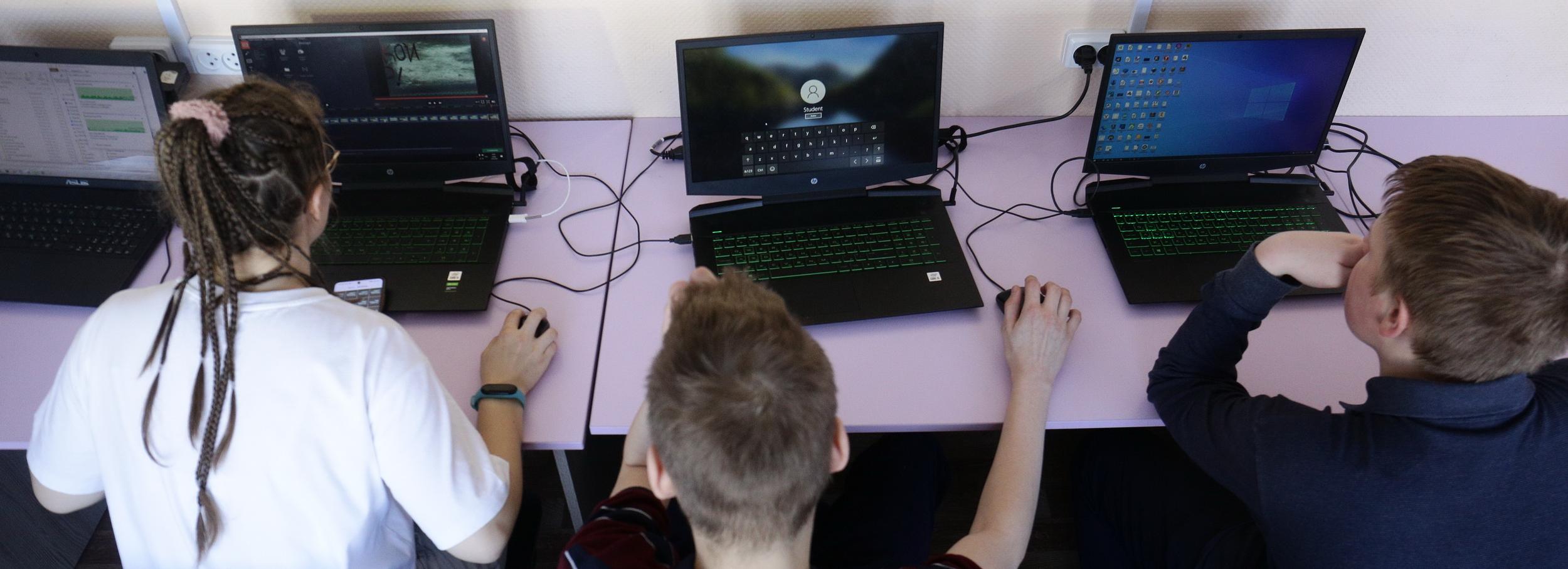 Нейросеть написала за новосибирского школьника сочинение на пятёрку