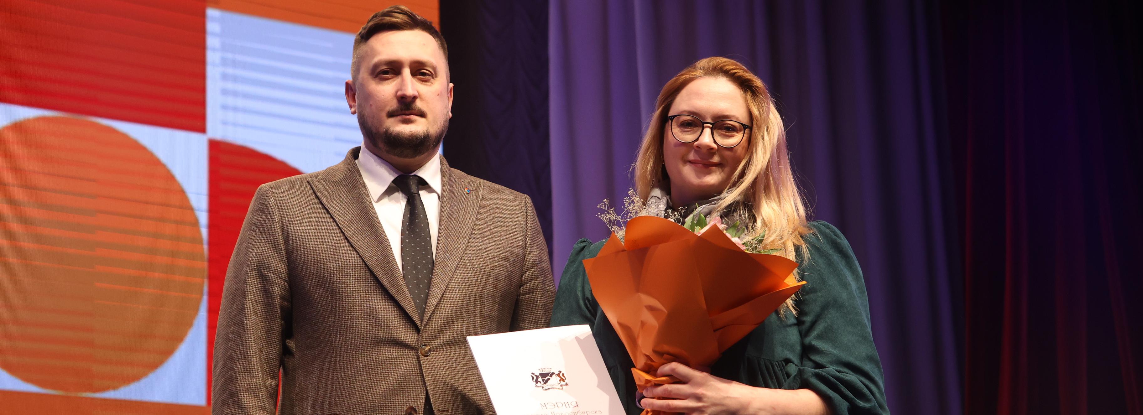 За красоту во дворах Новосибирска наградили активистов ТОСов