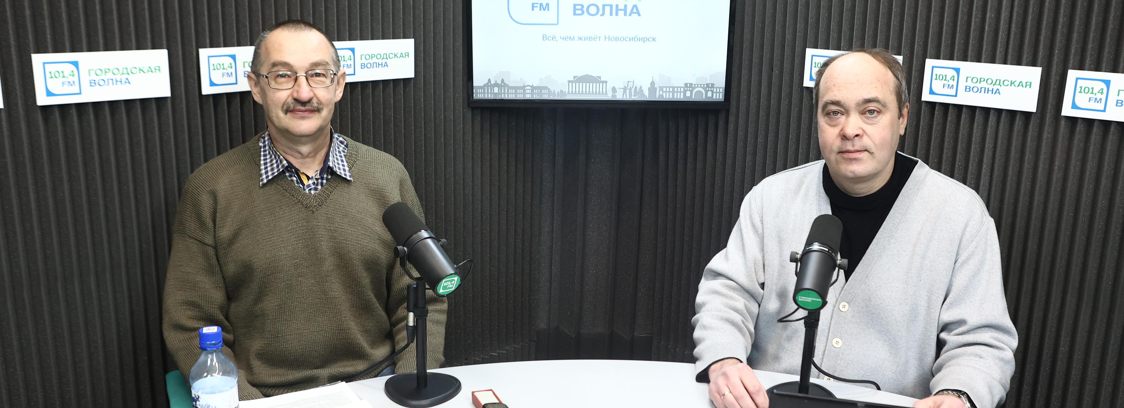 Однажды в Новосибирске: красный подарок, гендерный праздник и общее дело