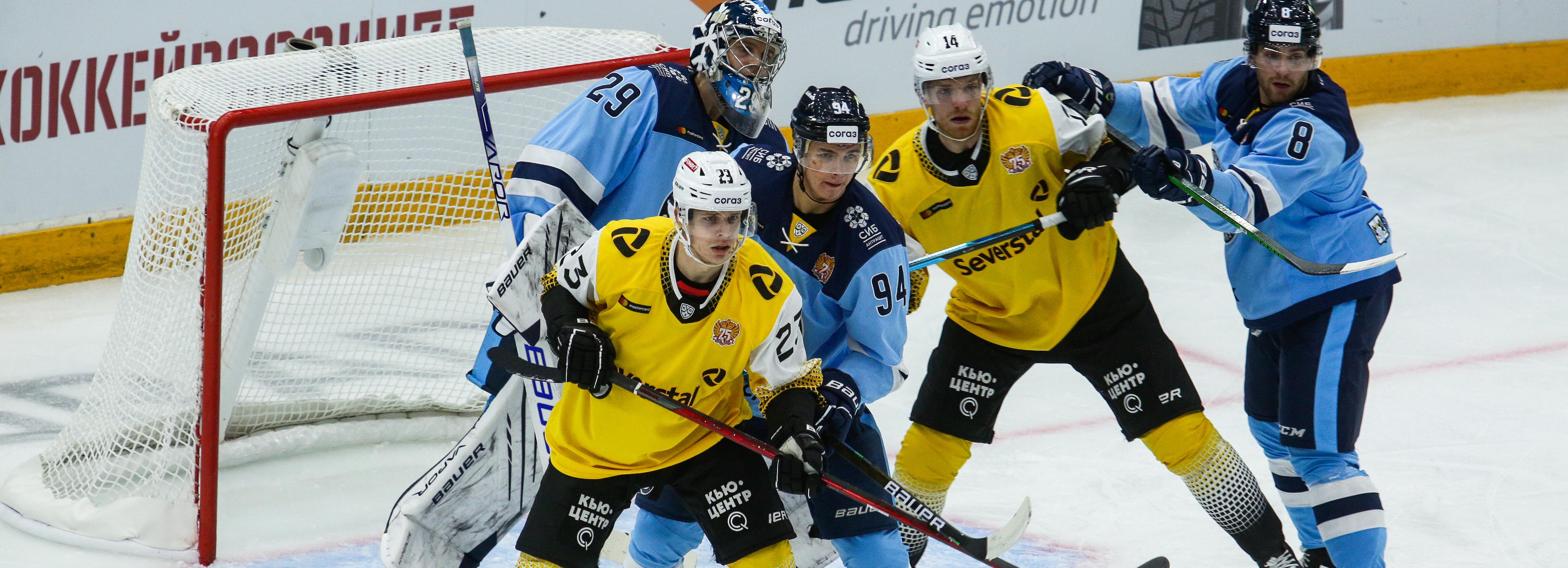 Хоккей вернулся: 35 горячих кадров с первого домашнего матча «Сибири»