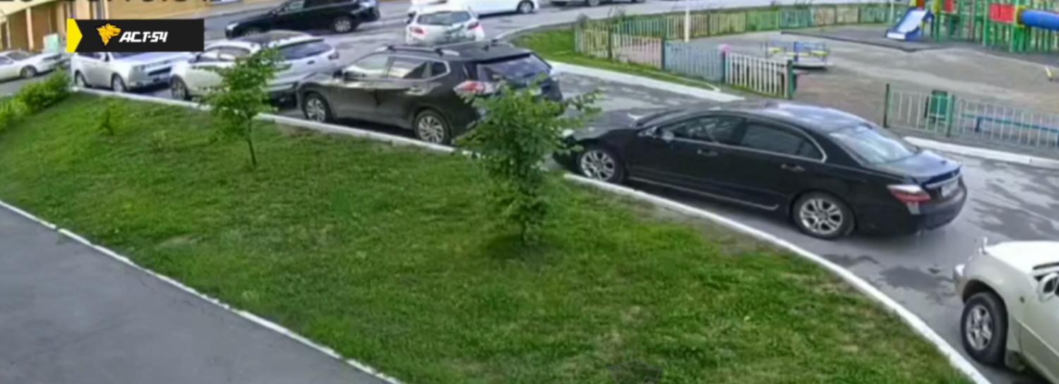 Кот упал с 23-го этажа и разбил внедорожник «Ниссан» в Новосибирске