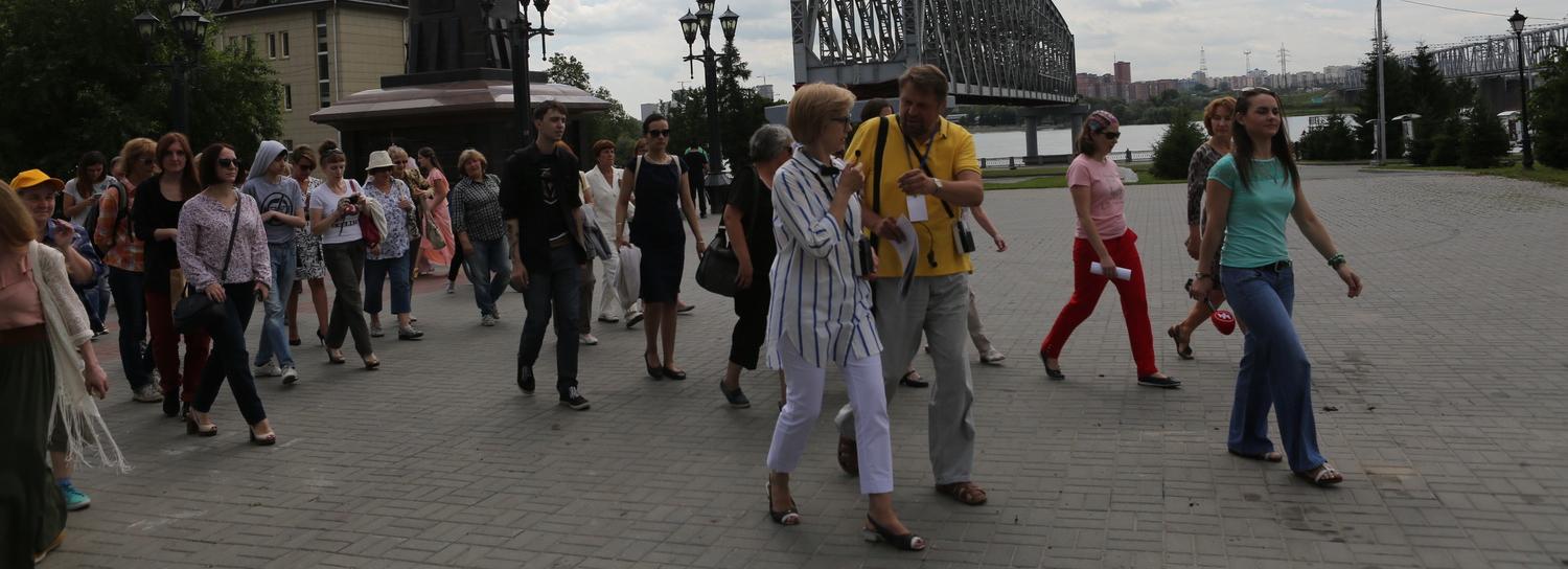 Выпить кофе на набережной под Высоцкого приглашает Музей Новосибирска