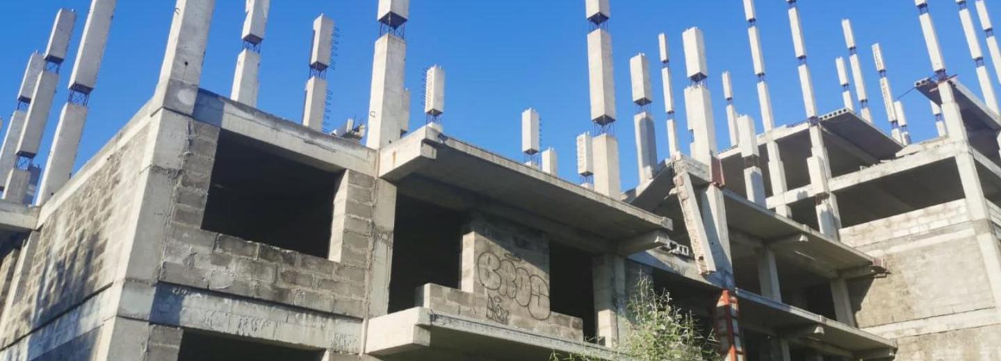 Девочка погибла при обрушении недостроенной высотки в Новосибирске