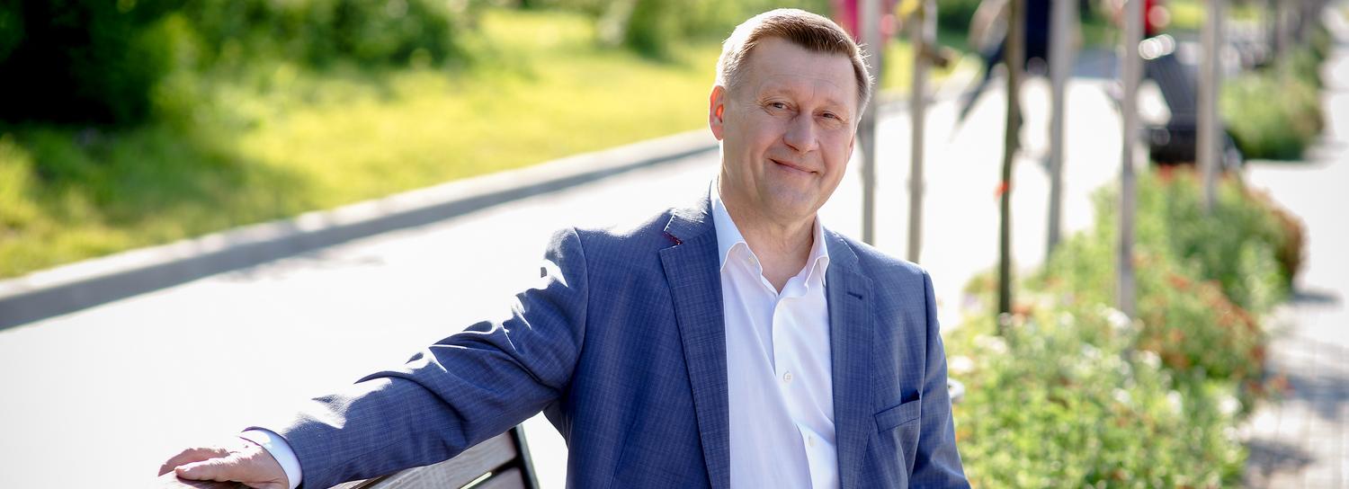 Мэр Новосибирска поздравляет моряков с Днём Военно-Морского Флота