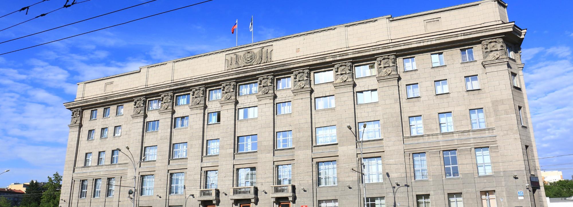 Восьмиметровую стелу с шестерёнкой в Пашино вынесли на обсуждения