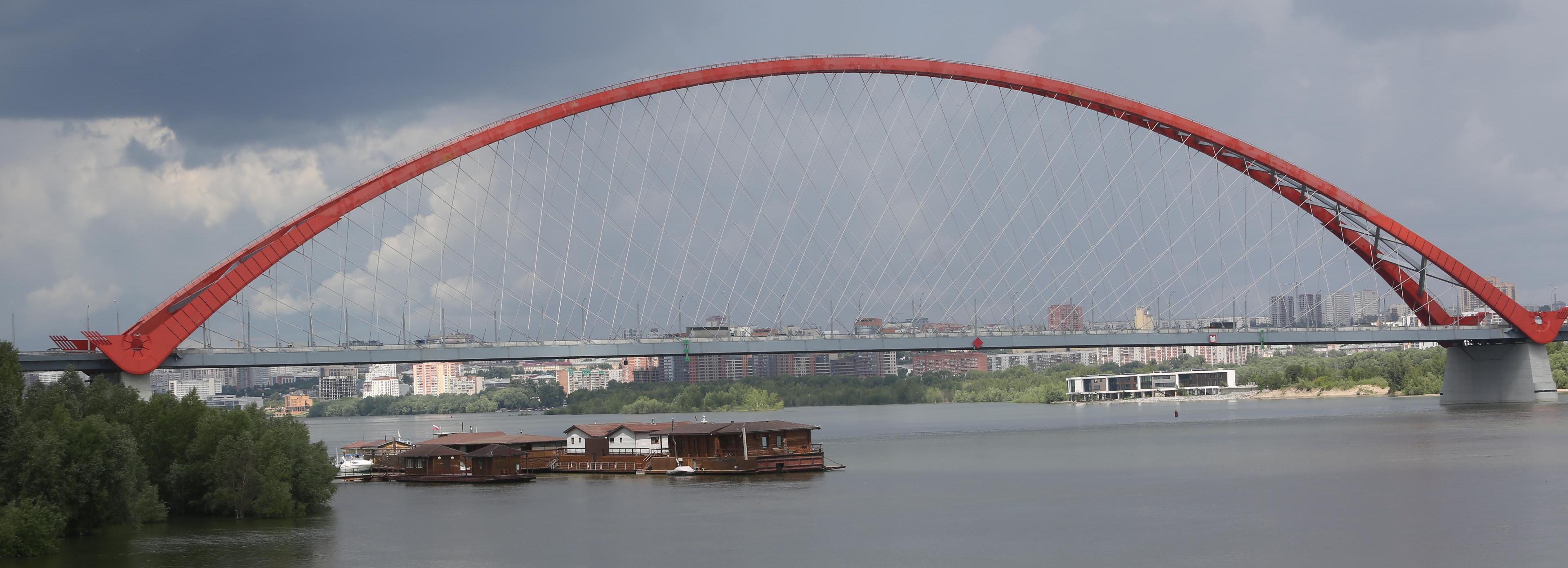 Рядом с Бугринским пляжем в Новосибирске утонул мужчина