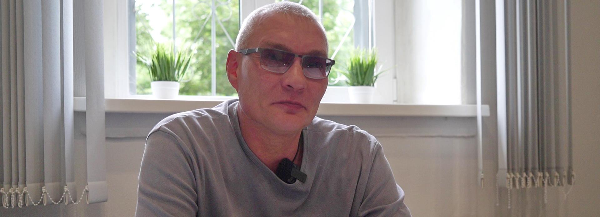 Награждённый за отвагу боец быстро освоил станки с ЧПУ в Новосибирске