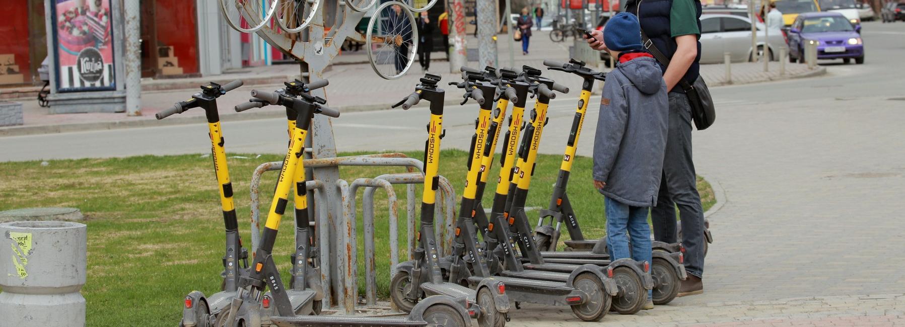 Whoosh закрыл левый берег Новосибирска для поездок на самокатах