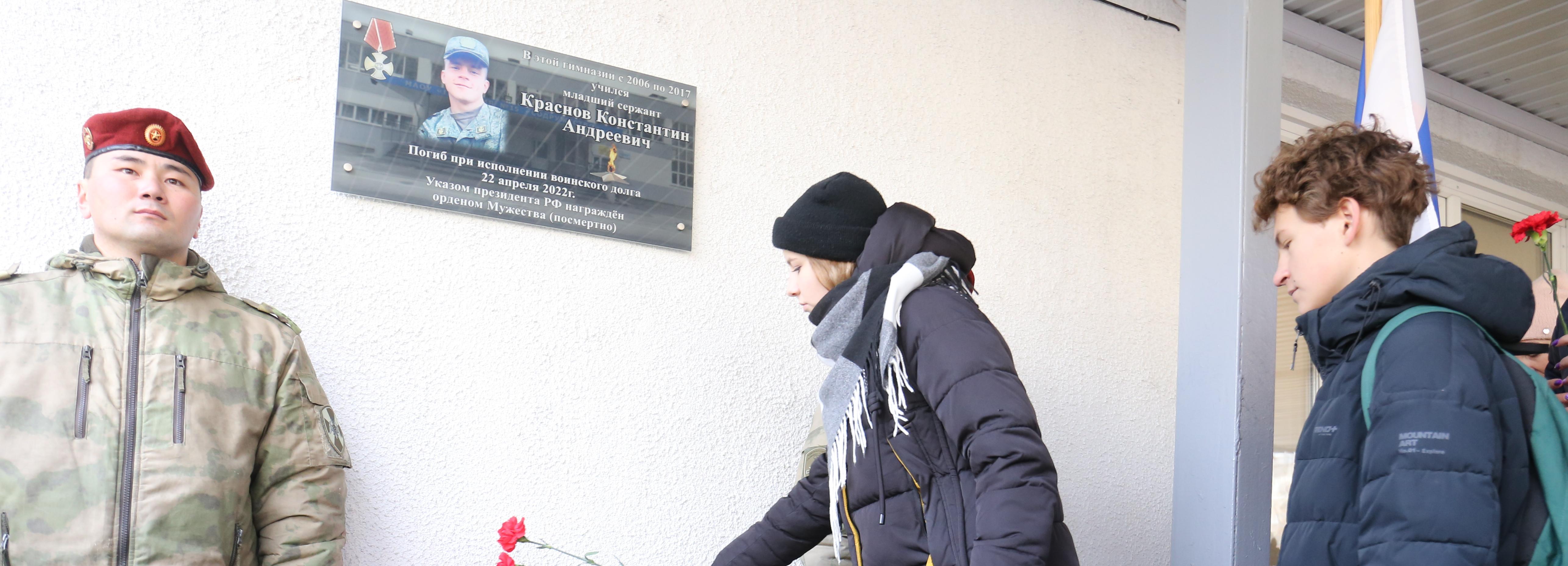 Кастрюлю с кашей и ещё 31 памятник в Дзержинке зовут обсудить горожан