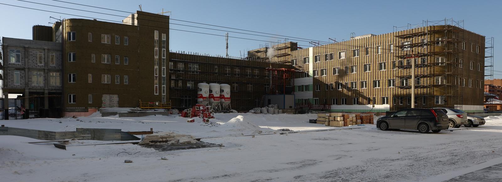 Строительство поликлиники №18 на Степной продлили до конца 2025 года