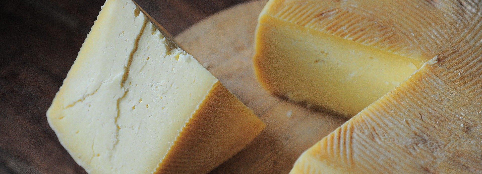 Работа в Новосибирске: караульный, вышивальщица и сыродел