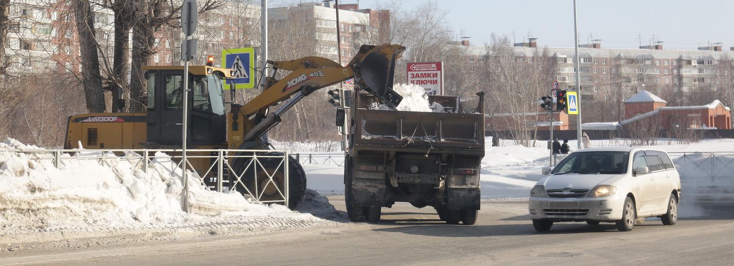 Положительный опыт: как очищают улицы от снега в Академгородке