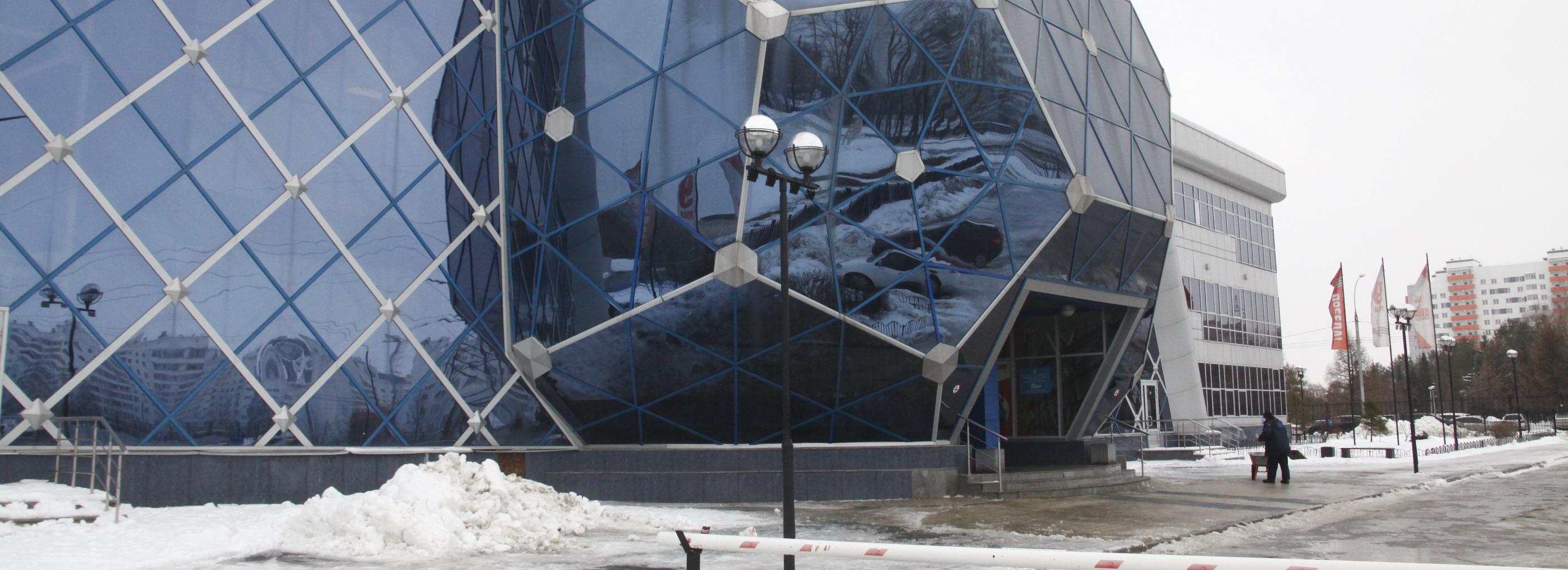 Мозаика и Санта-Барбара: ходим по спортивному кластеру Западного жилмассива