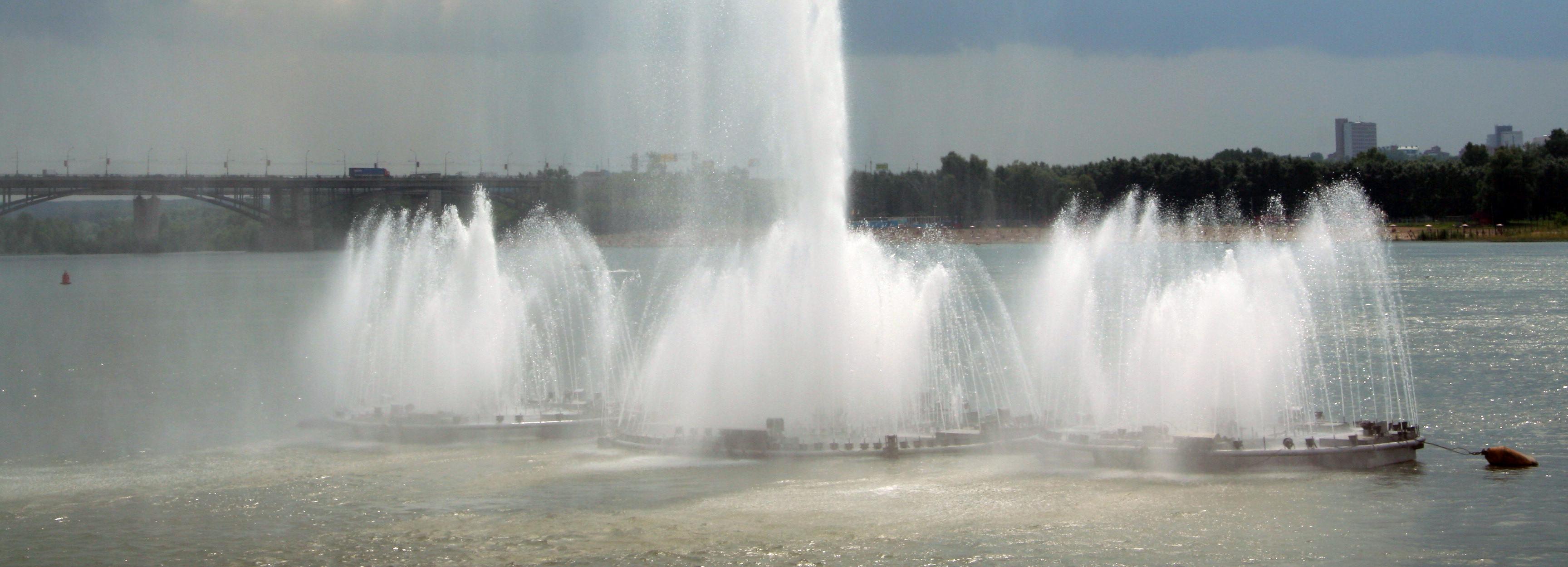 В Новосибирске планируют восстановить плавучий фонтан на Оби