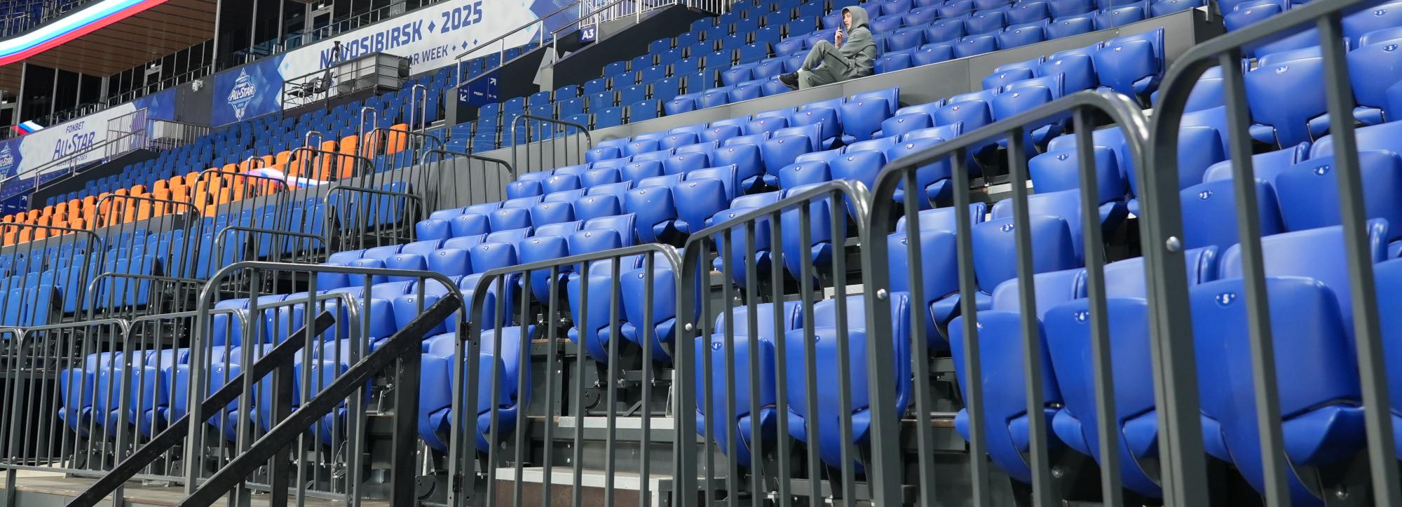 «Сибирь-Арену» готовят к наплыву зрителей в «Неделю звёзд хоккея»