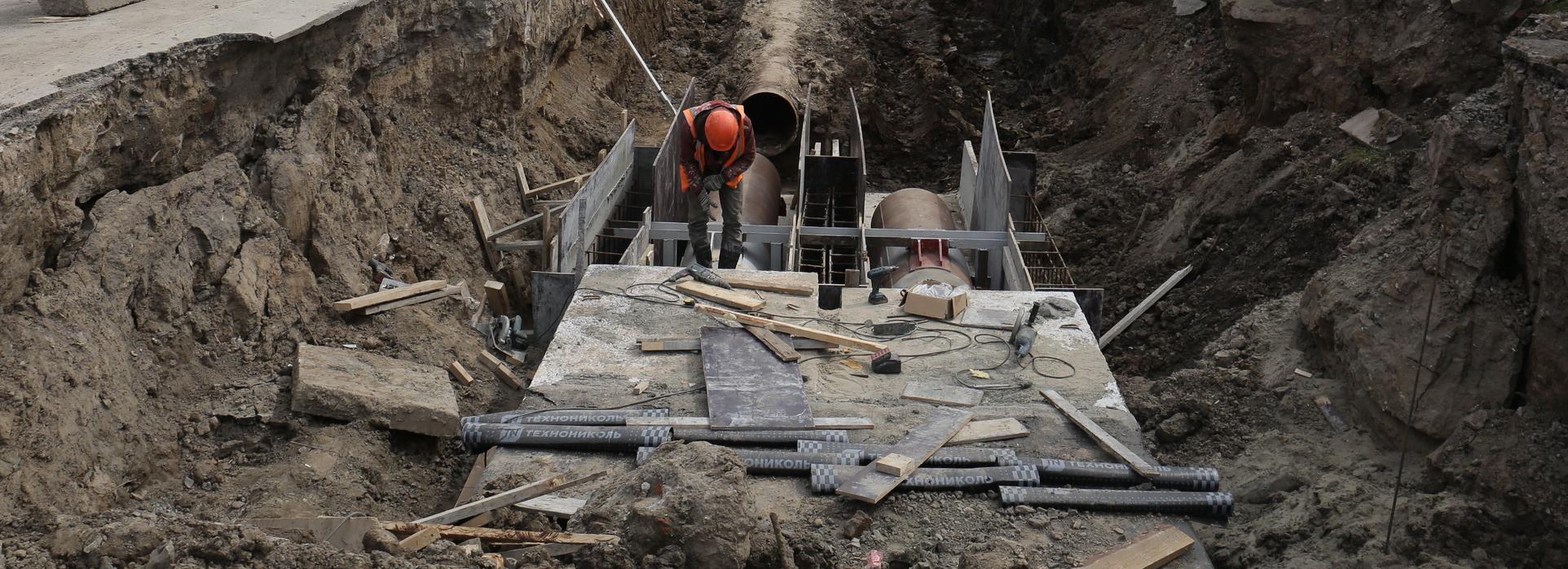 Проезд у ГПНТБ и Октябрьского рынка перекрыли до 30 апреля