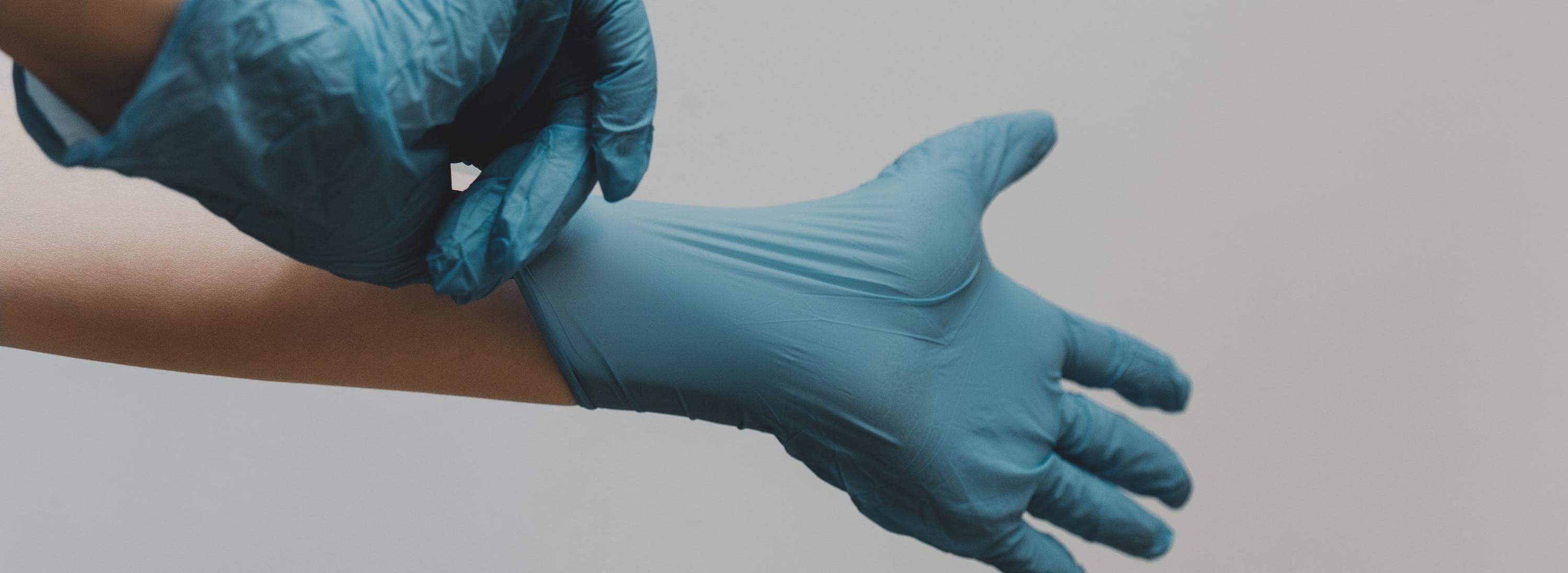 Работа в Новосибирске: заточник коньков, эмбриолог и стекловар