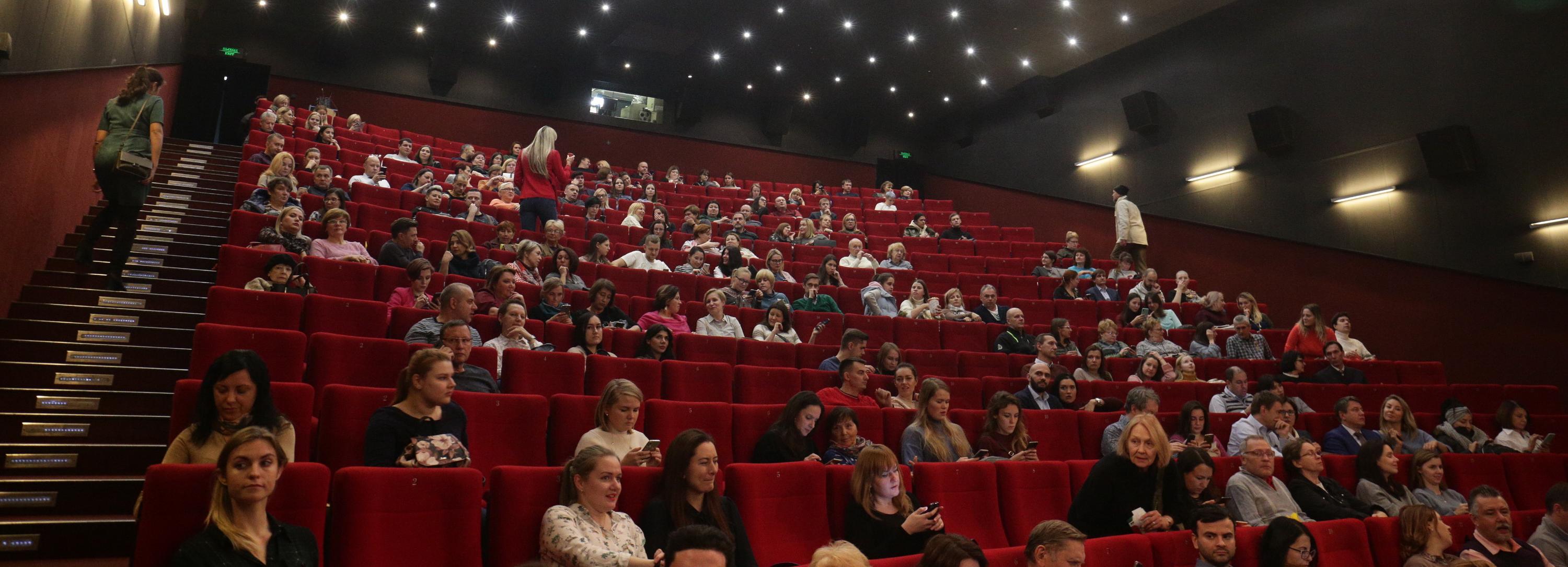 Семейный фильм новосибирских кинематографистов вышел на большие экраны