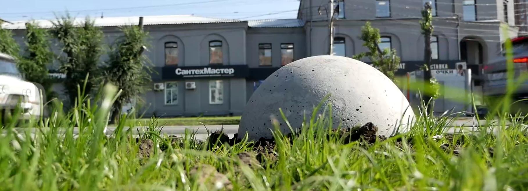 Город без окраин: полусферы защитят газоны в Заельцовке от автохамов