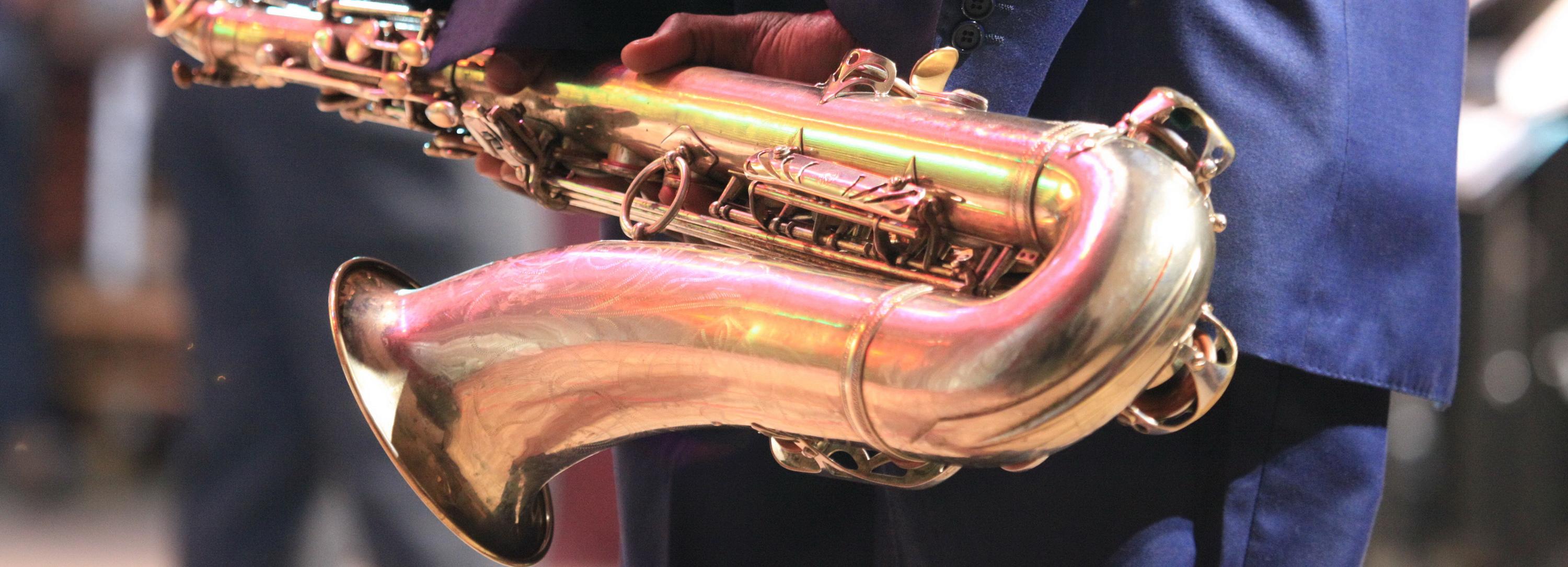 Для инвалидов устроят бесплатные концерты с музыкой из советского кино