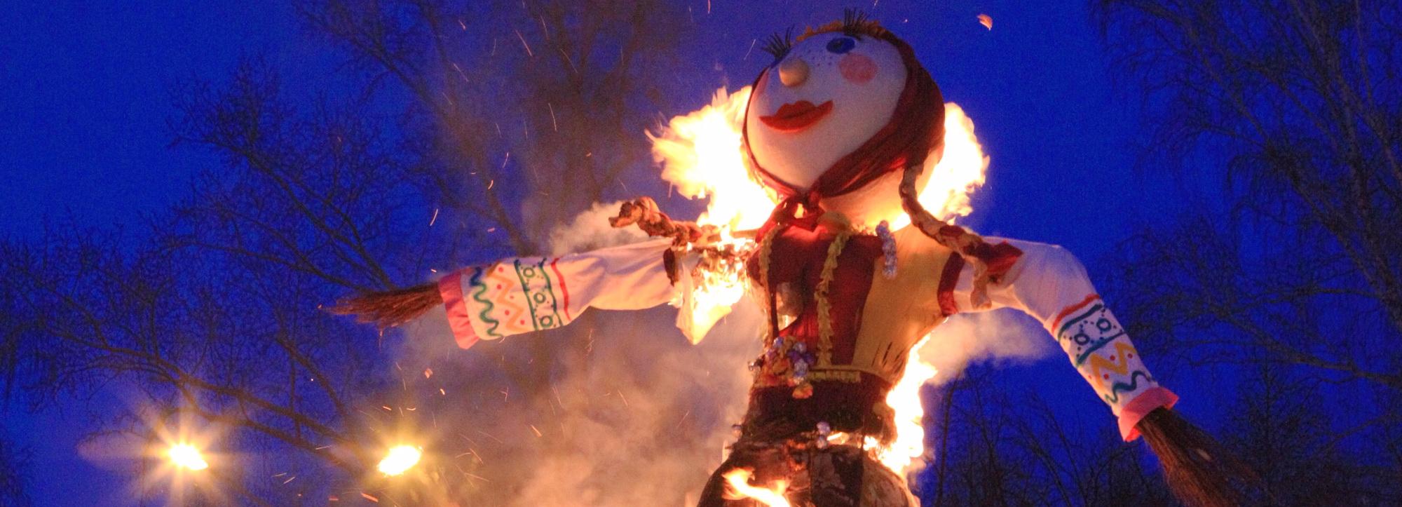 После гуляния — сжечь: как сделать чучело Масленицы своими руками