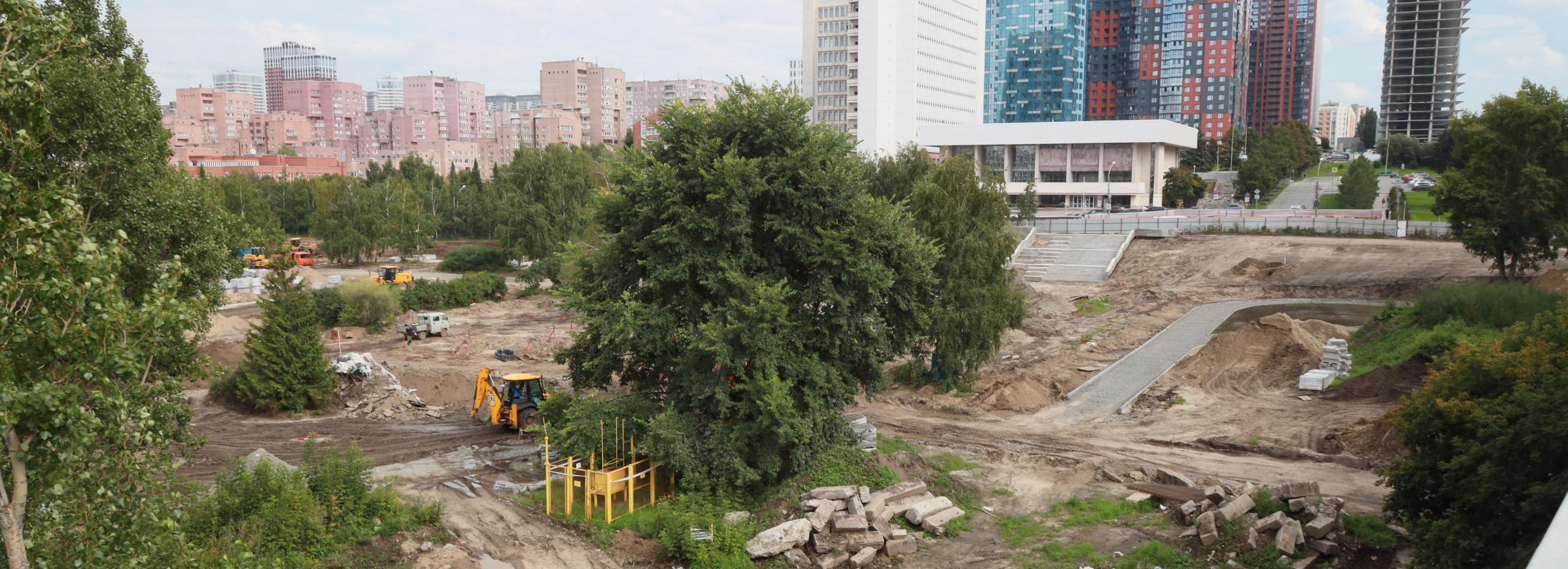 С опережением графика идёт строительство сквера Бугакова в Новосибирске