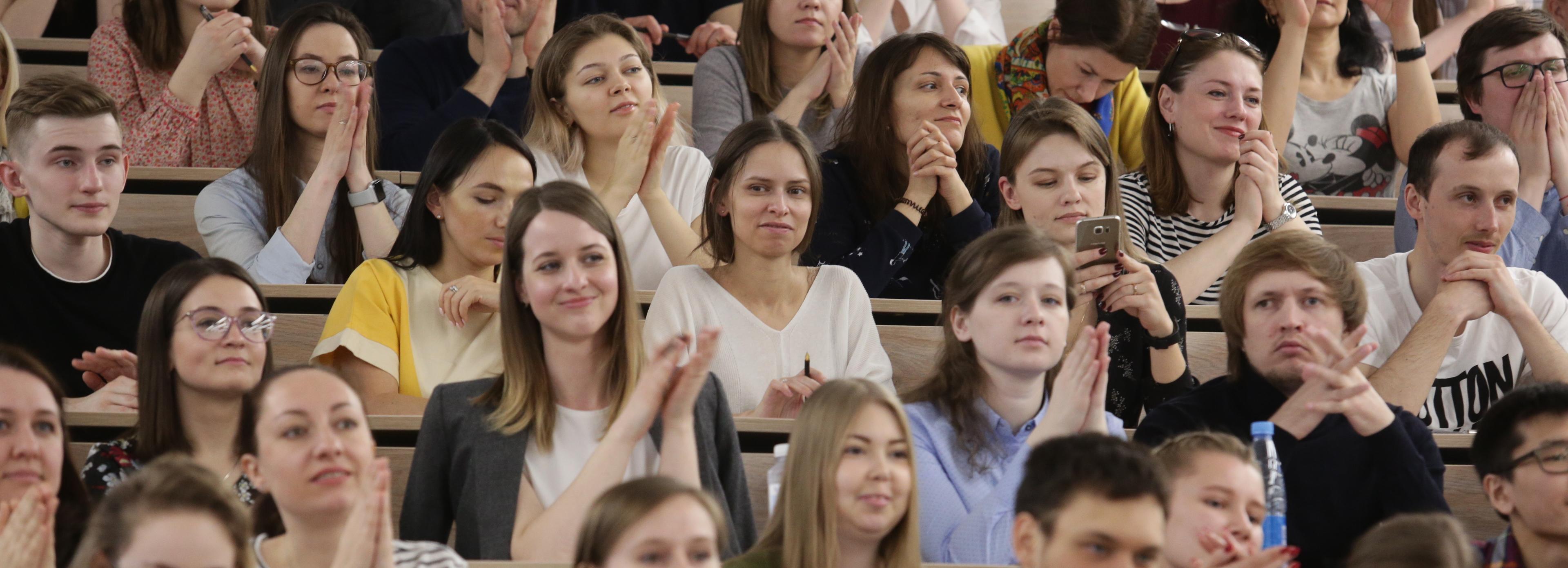 Прибавку к стипендии получат студенты-медики на целевом обучении