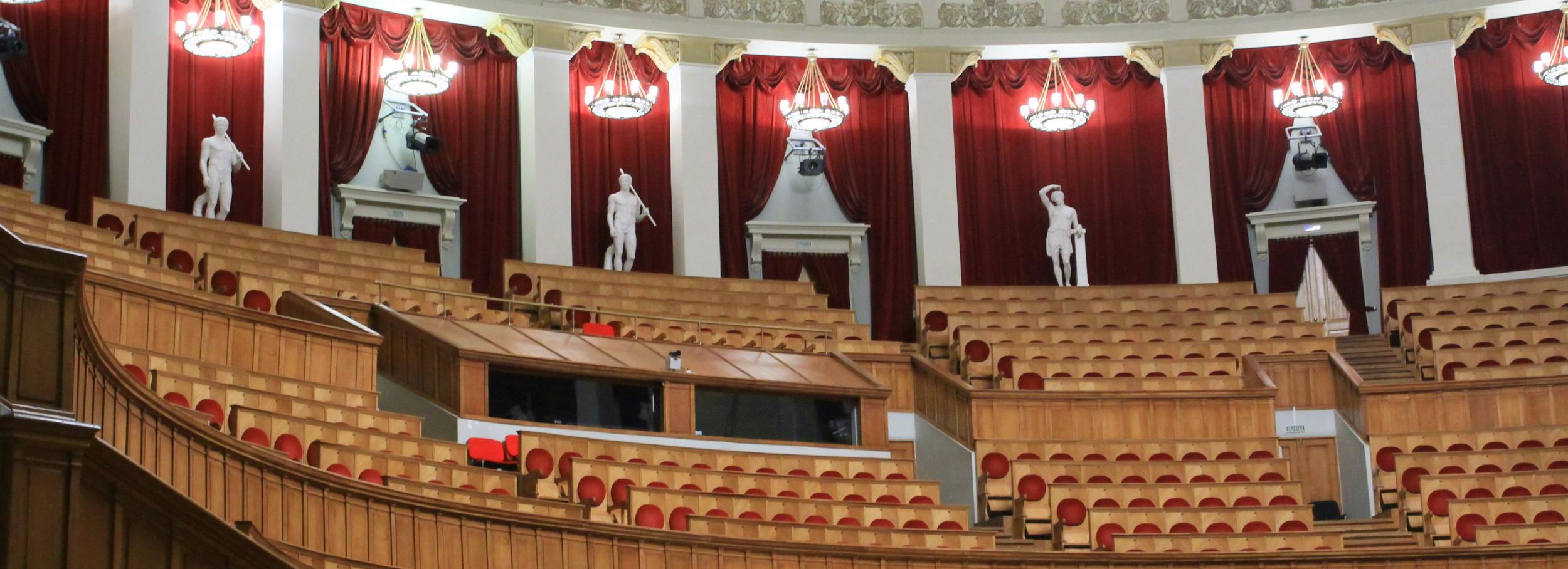 Легендарный балетмейстер Васильев показал свою «Анюту» зрителям НОВАТа