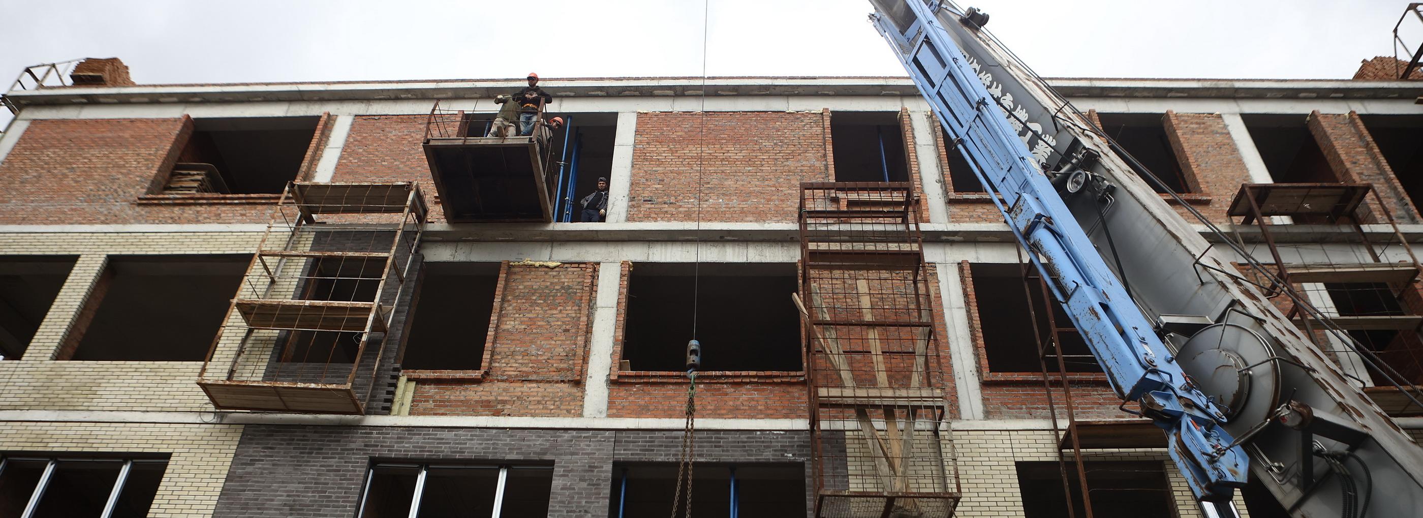 Почти 170 млн выделит застройщик Ключ-Камышенского плато на долгострои