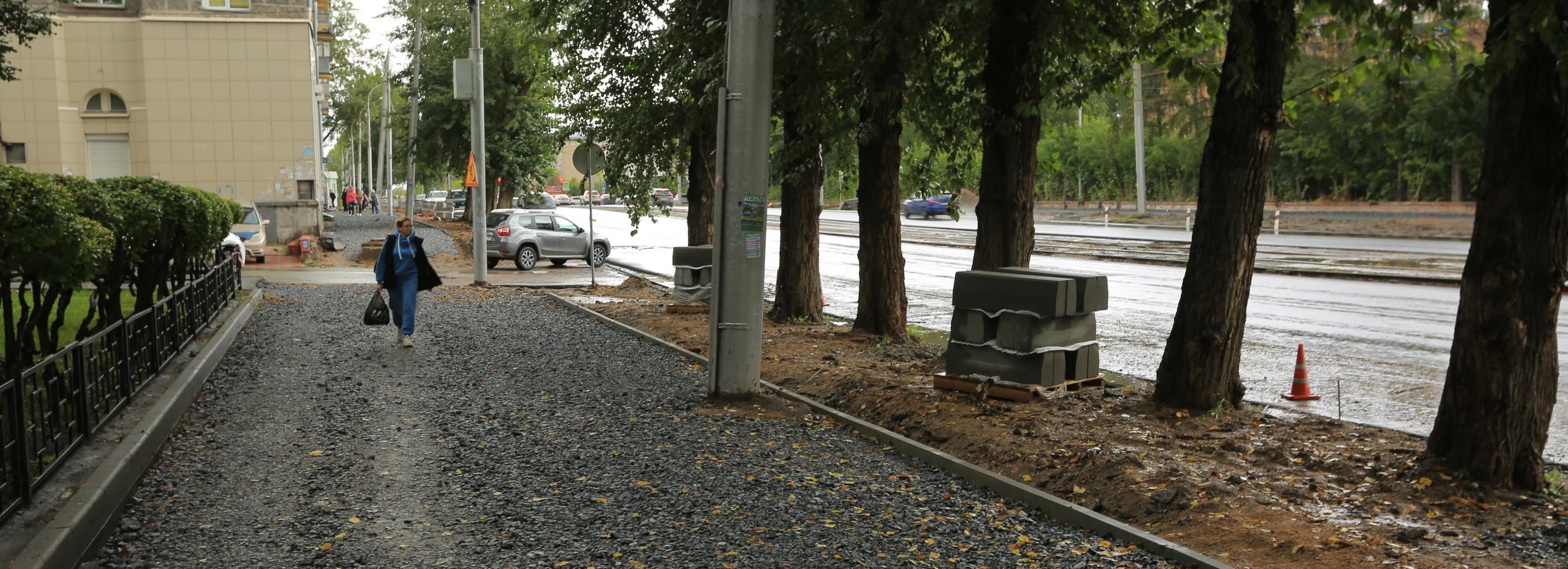 Обновили половину дорог: итоги года подвели в Дзержинском районе