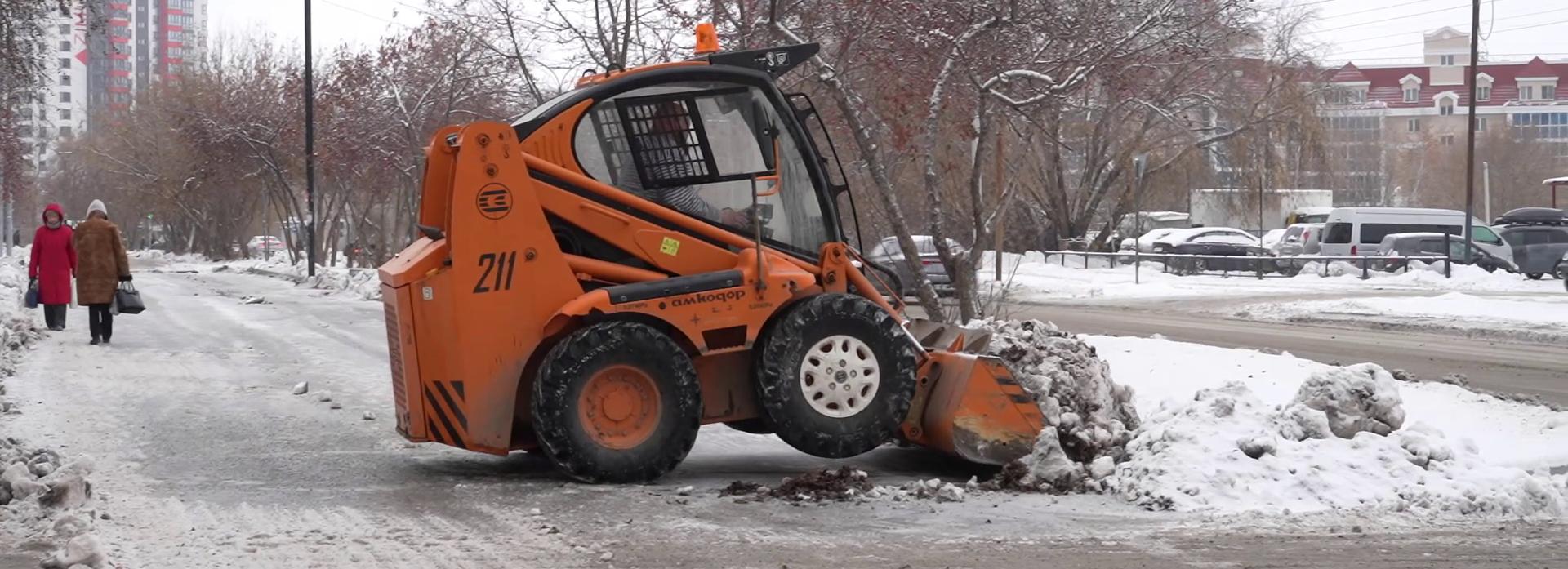 «Тёщины руки» и пескоразбрасыватели работают на улицах Ленинского района