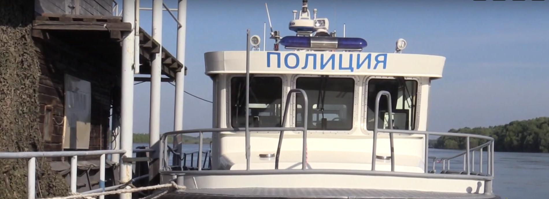 Новосибирец нелегально возил пассажиров по Оби за 3000 рублей